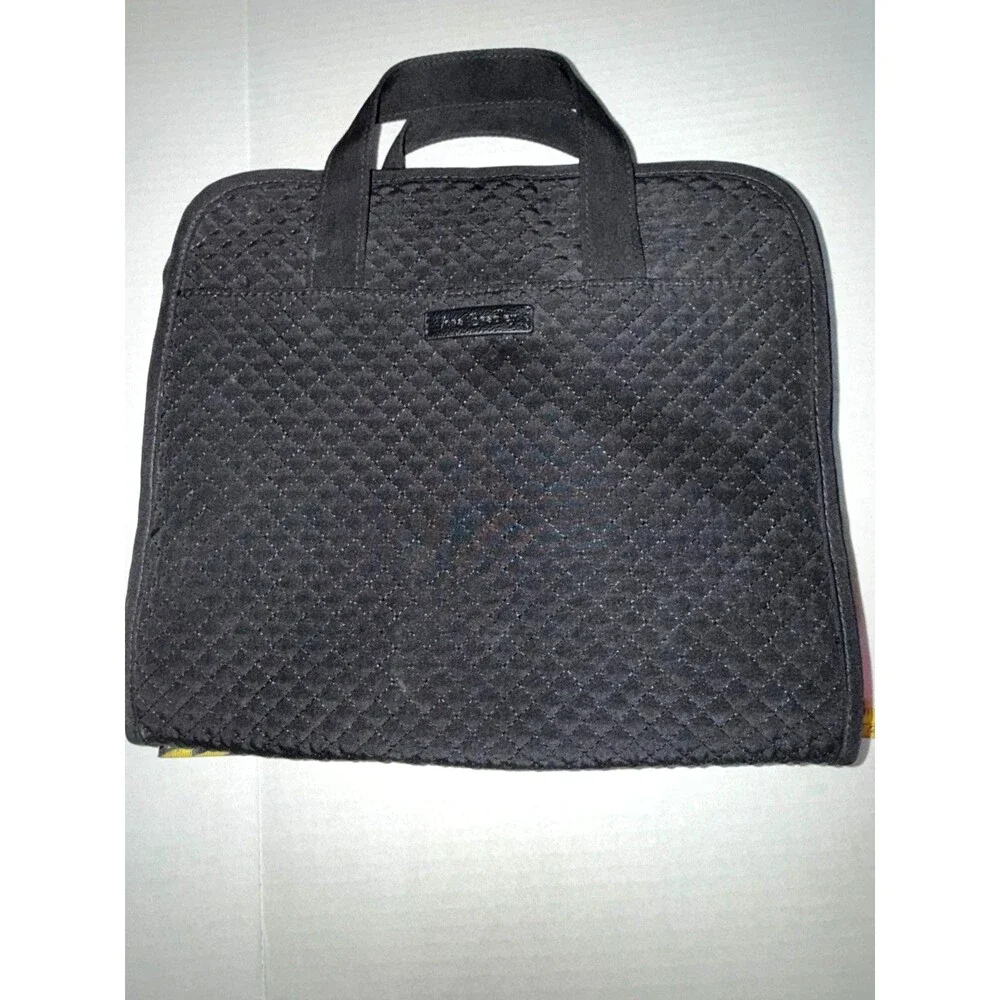 VERA BRADLEY Hanging Toiletry Organizer in Microfiber Classic Quilted Black